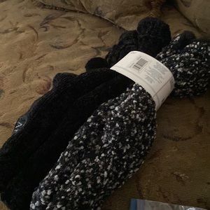 🆕️ JANE & BLEECKER SLIPPER SOCKS (2 PACKS)